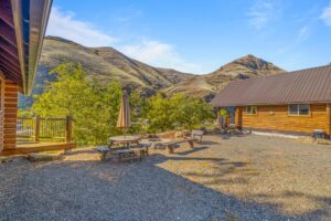 Airbnb cabins near White Bird ID with Salmon River Frontage