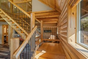 Airbnb cabin 3 near White Bird ID with Salmon River Frontage