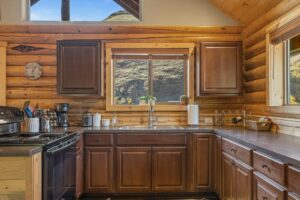 Airbnb cabin 3 near White Bird ID with Salmon River Frontage