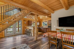 Airbnb cabin 3 near White Bird ID with Salmon River Frontage