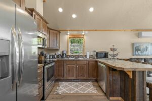 Airbnb cabin 4 near White Bird ID with Salmon River Frontage