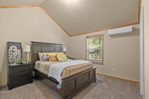 Airbnb cabin 4 near White Bird ID with Salmon River Frontage