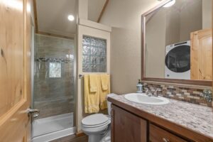 Airbnb cabin 4 near White Bird ID with Salmon River Frontage