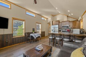 Airbnb cabin 4 near White Bird ID with Salmon River Frontage